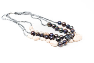 Collana in ematite perla scaramazza corallo rosa